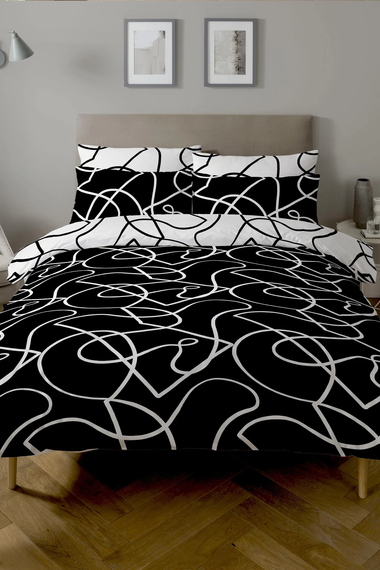 Copenhagen Home 'Pablo' Reversible Polycotton Duvet Cover Set in Black