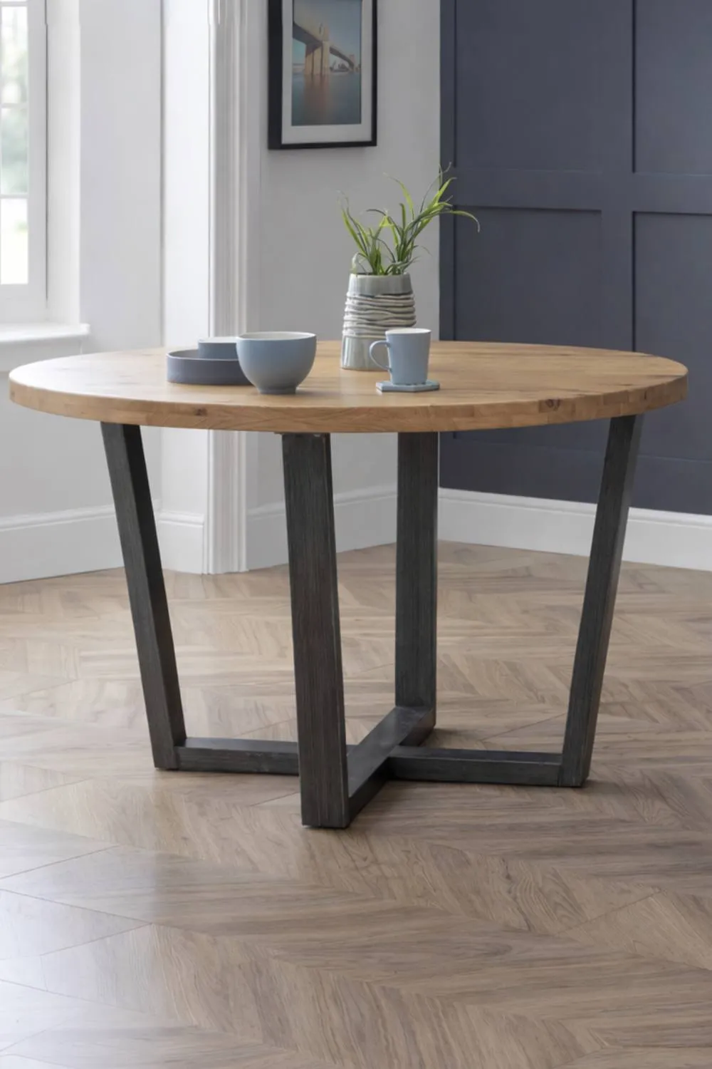 Julian Bowen Brooklyn Round 4 Seater Dining Table in Light Oak