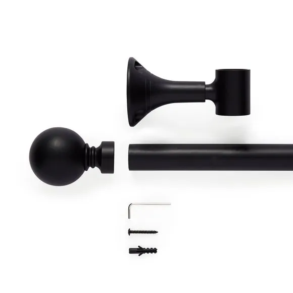 Ashton Metal Bay Curtain Pole 2