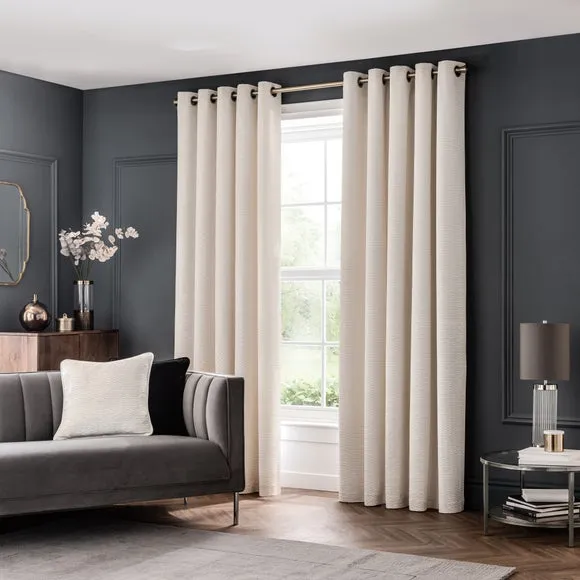 Liza Eyelet Curtains 2