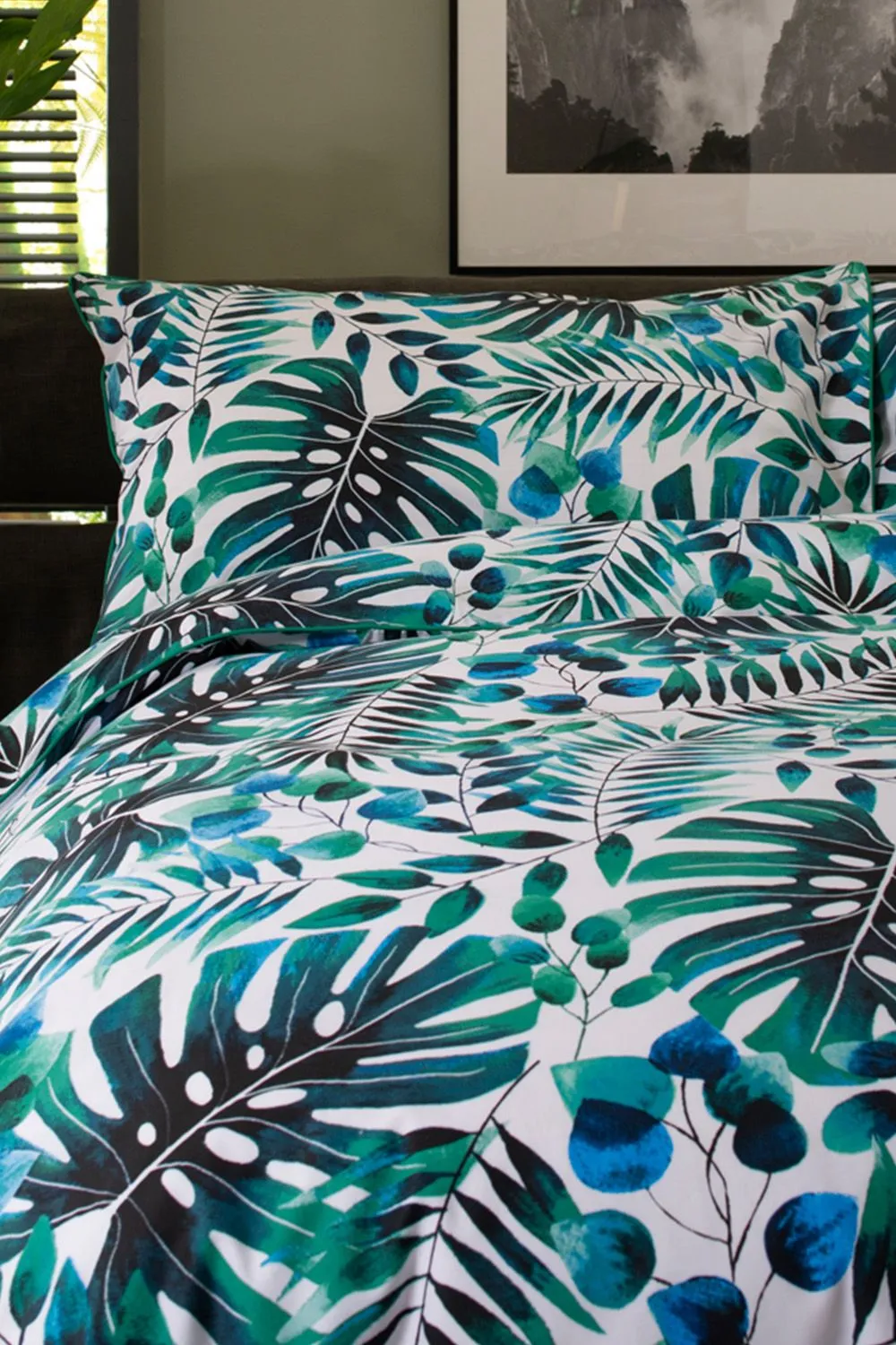 The Lyndon Company Brazil Digital Print 100% Cotton Duvet Cover Set | Deyongs 1846 in Green 6