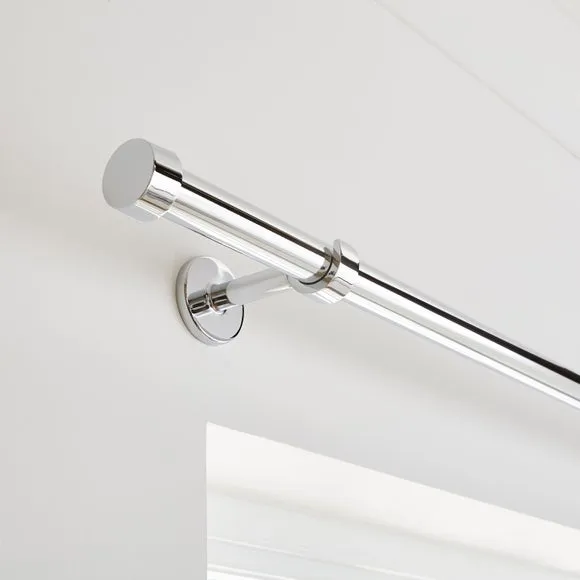 Trinity Fixed Metal Curtain Pole 1