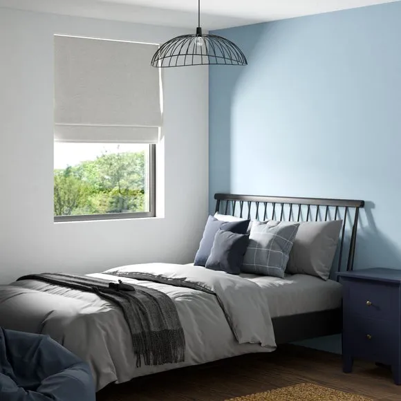 Chester Easy Chain Blackout Roman Blind 1