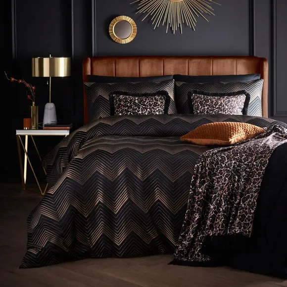 Laurence Llewelyn-Bowen Josephine Velvet Square Cushion 4