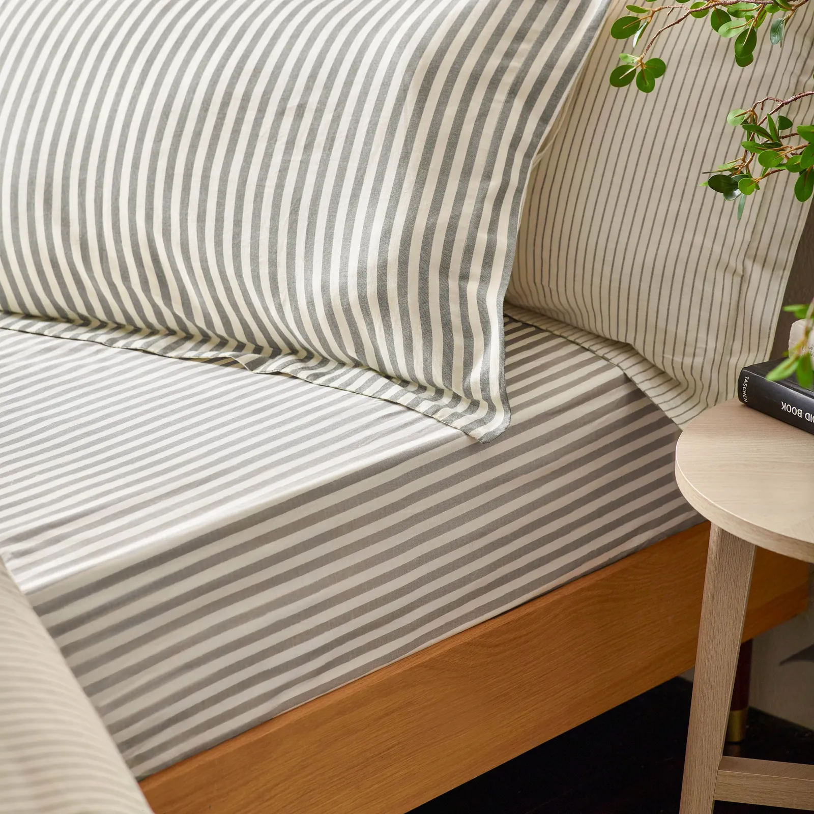 Yard Hebden Striped 100% Cotton Fitted Sheet in Grey 1