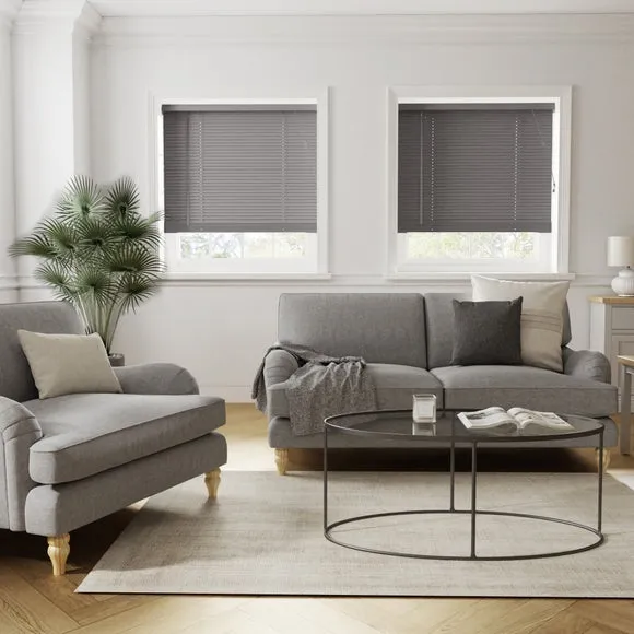Fauxwood Venetian Blind 3
