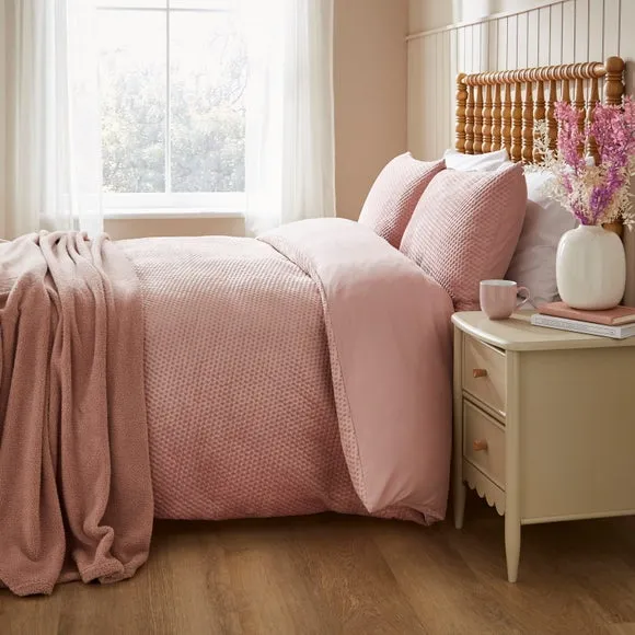 Ditsy Dot Pinsonic Duvet Cover & Pillowcase Set 6