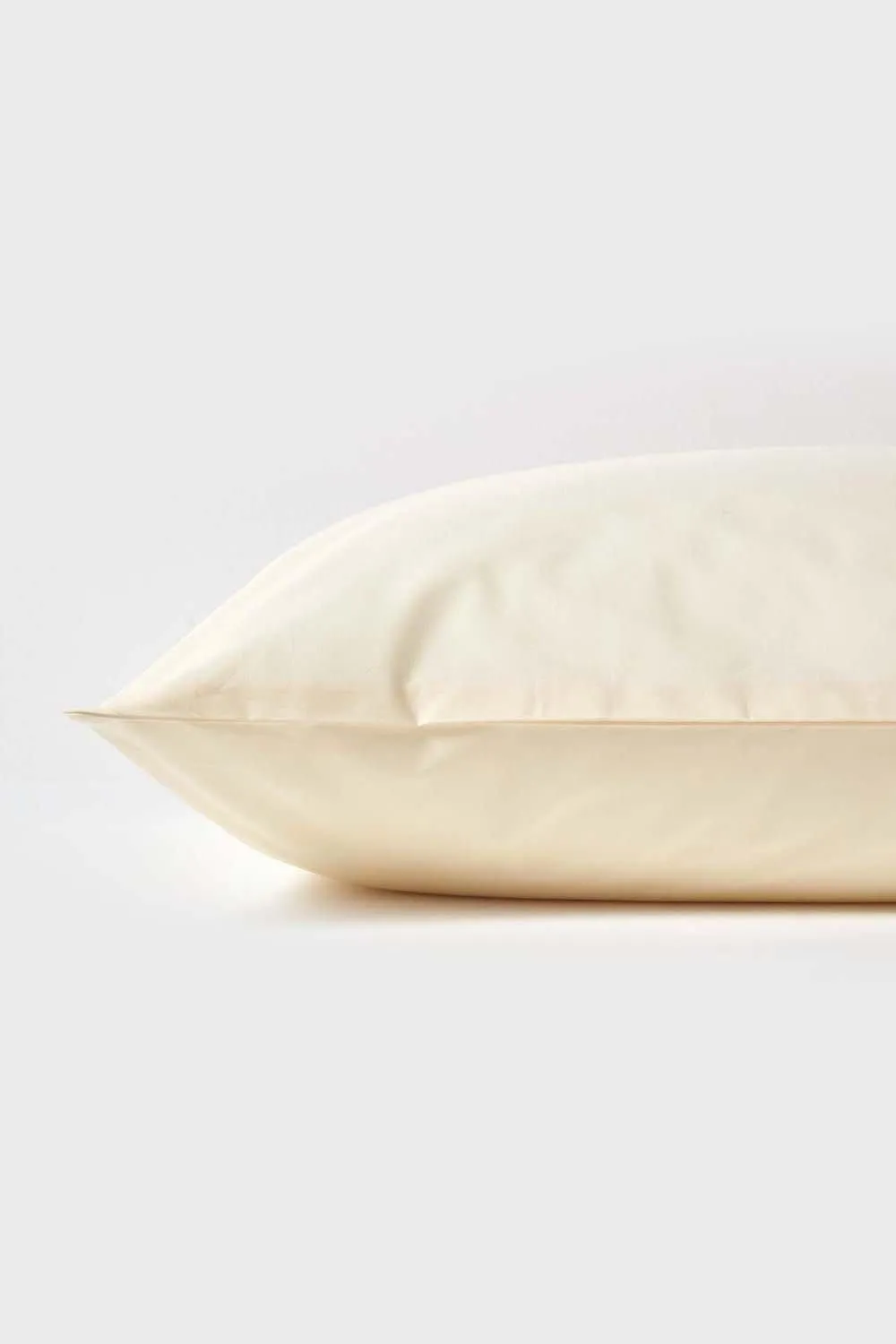 Homescapes Continental Egyptian Cotton Pillowcase 200 TC, 40 x 40 cm in Cream 2