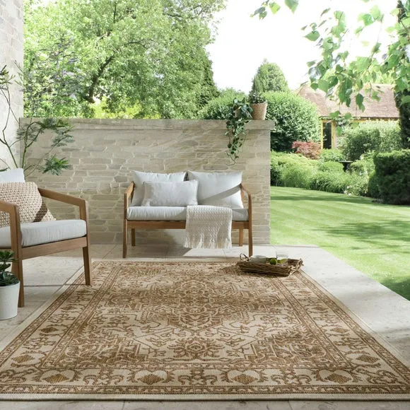 Traditional Border Indoor Outdoor Rug 1