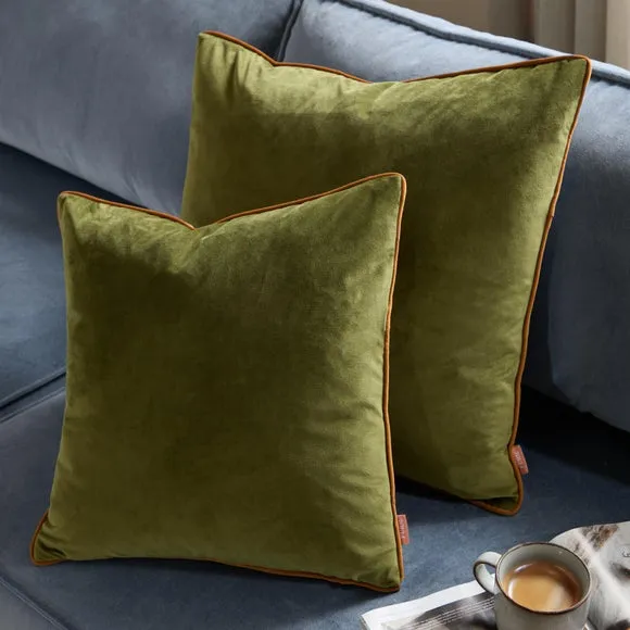Furn. Square Cushion 6