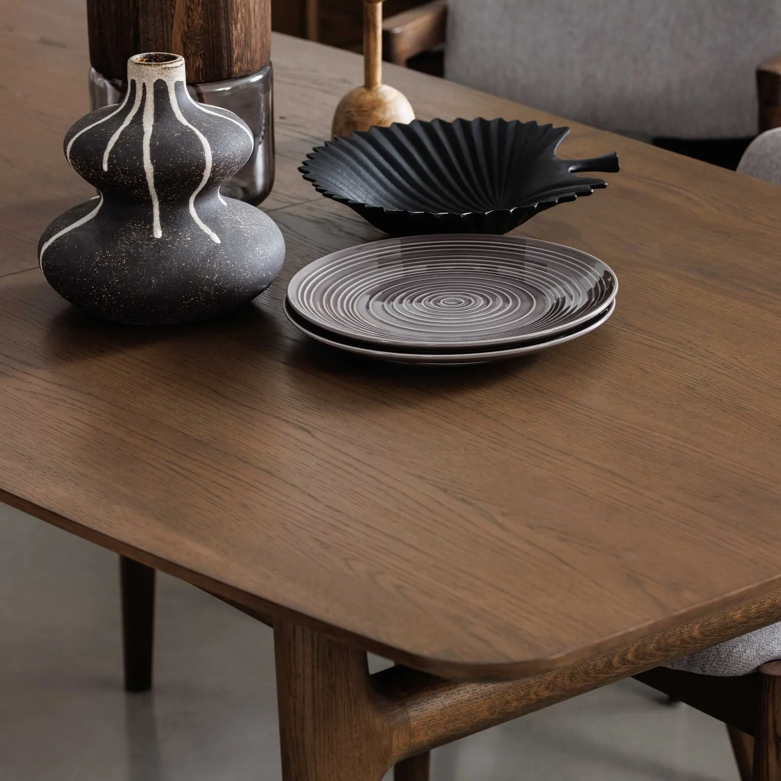 Marlow 160-215Cm Extending Dining Table, Brown Oak | Barker & Stonehouse 3
