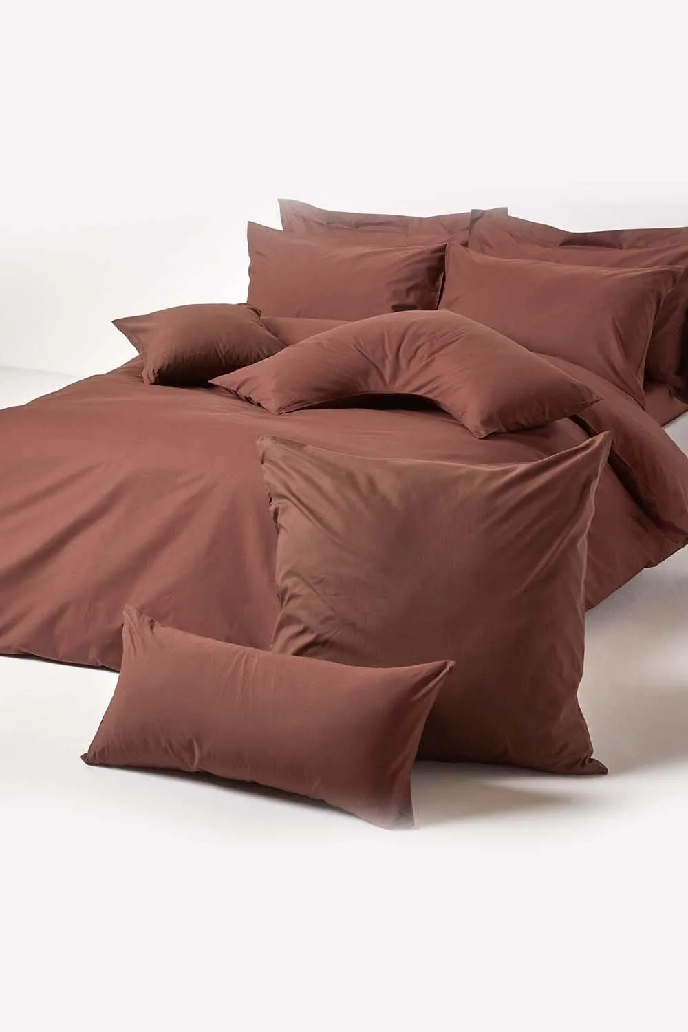 Homescapes Egyptian Cotton V Shaped Pillowcase 200 TC in Brown 5