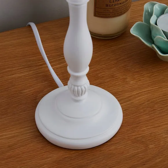 Tofty Traditional Table Lamp 3