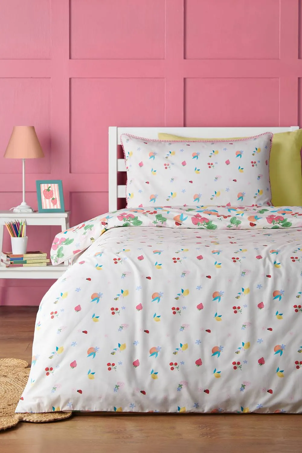 Catherine Lansfield 'Fruity Friends' Reversible Duvet Cover Set 2