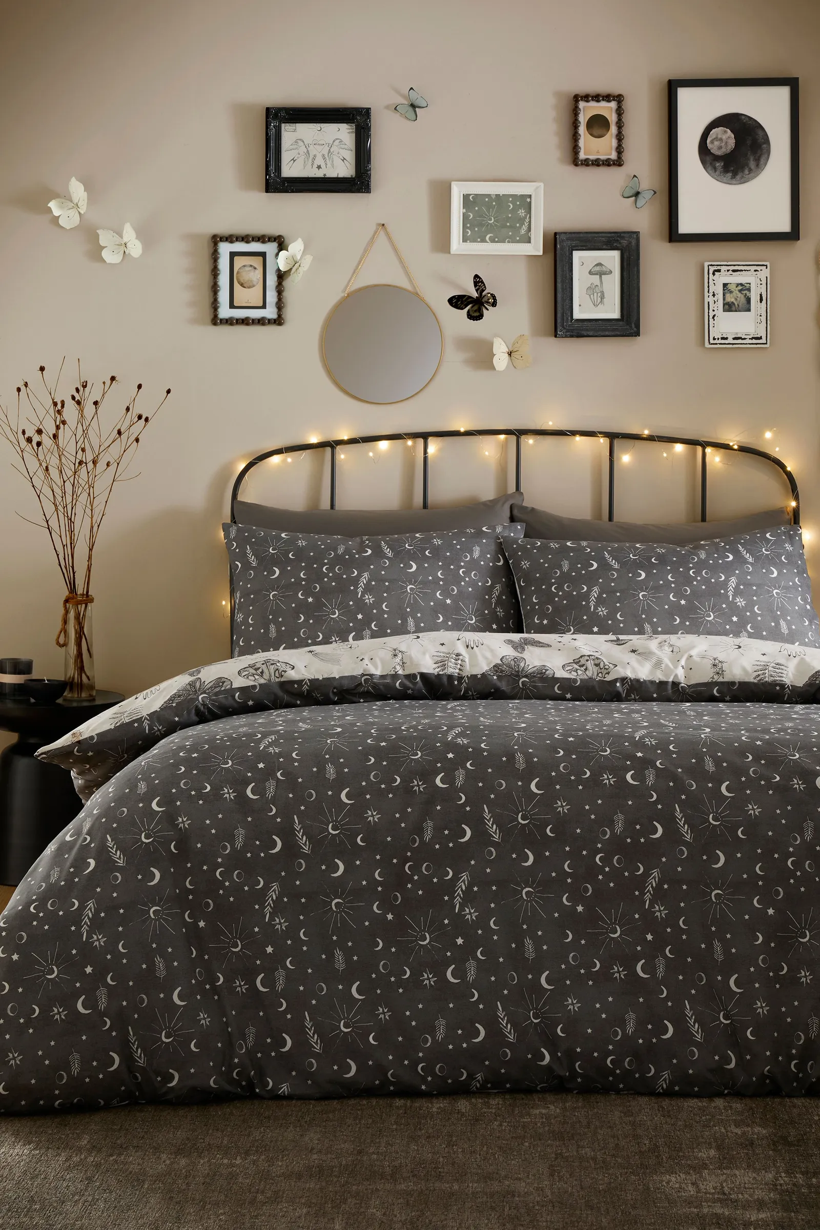 Fusion 'Celeste' Hand Drawn Print Reversible Duvet Cover Set in Grey 4