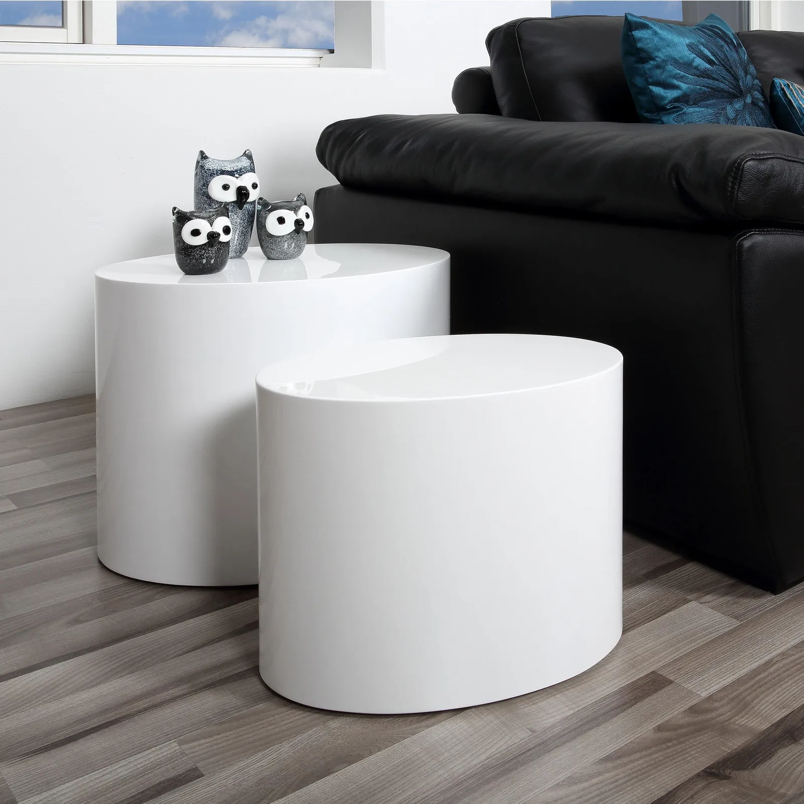 Furniture To Go Mice Oval Coffee Table in White Set of 2 4