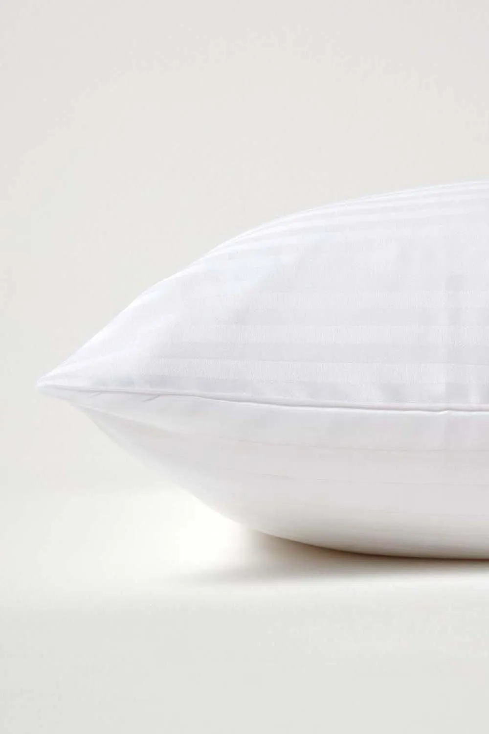 Homescapes Egyptian Cotton Ultrasoft Housewife Pillowcase 330 TC, King Size in White 2
