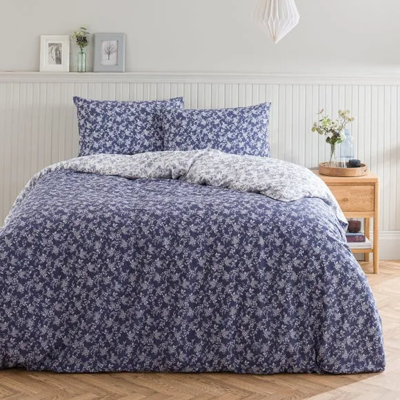 Bexley Floral Sage Duvet Cover and Pillowcase Set 1