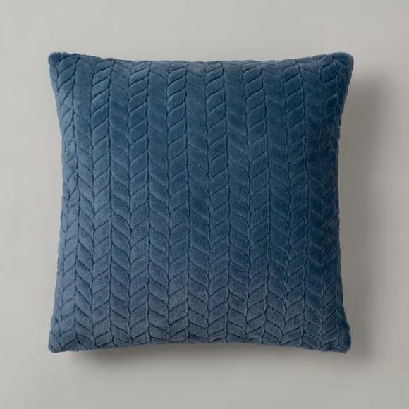 Amelia Cushion Cover 3