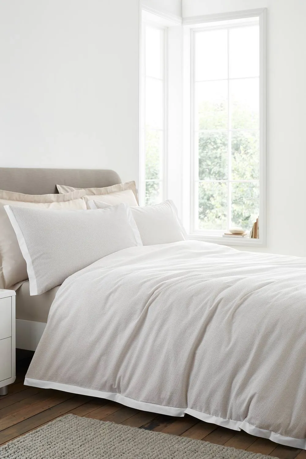 Bianca 'Seersucker Woven Stripe' 180 Thread Count Cotton Duvet Cover Set in Natural 1
