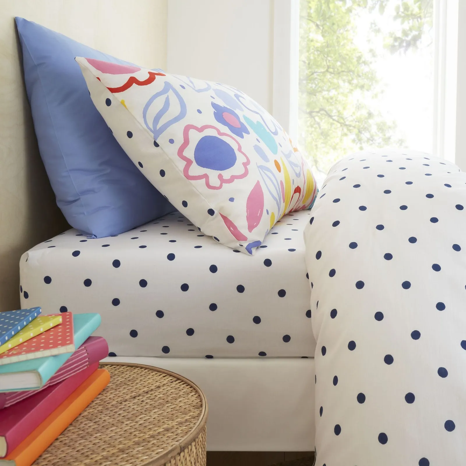 Pineapple Elephant Blomme Floral 100% Cotton Fitted Sheet Navy