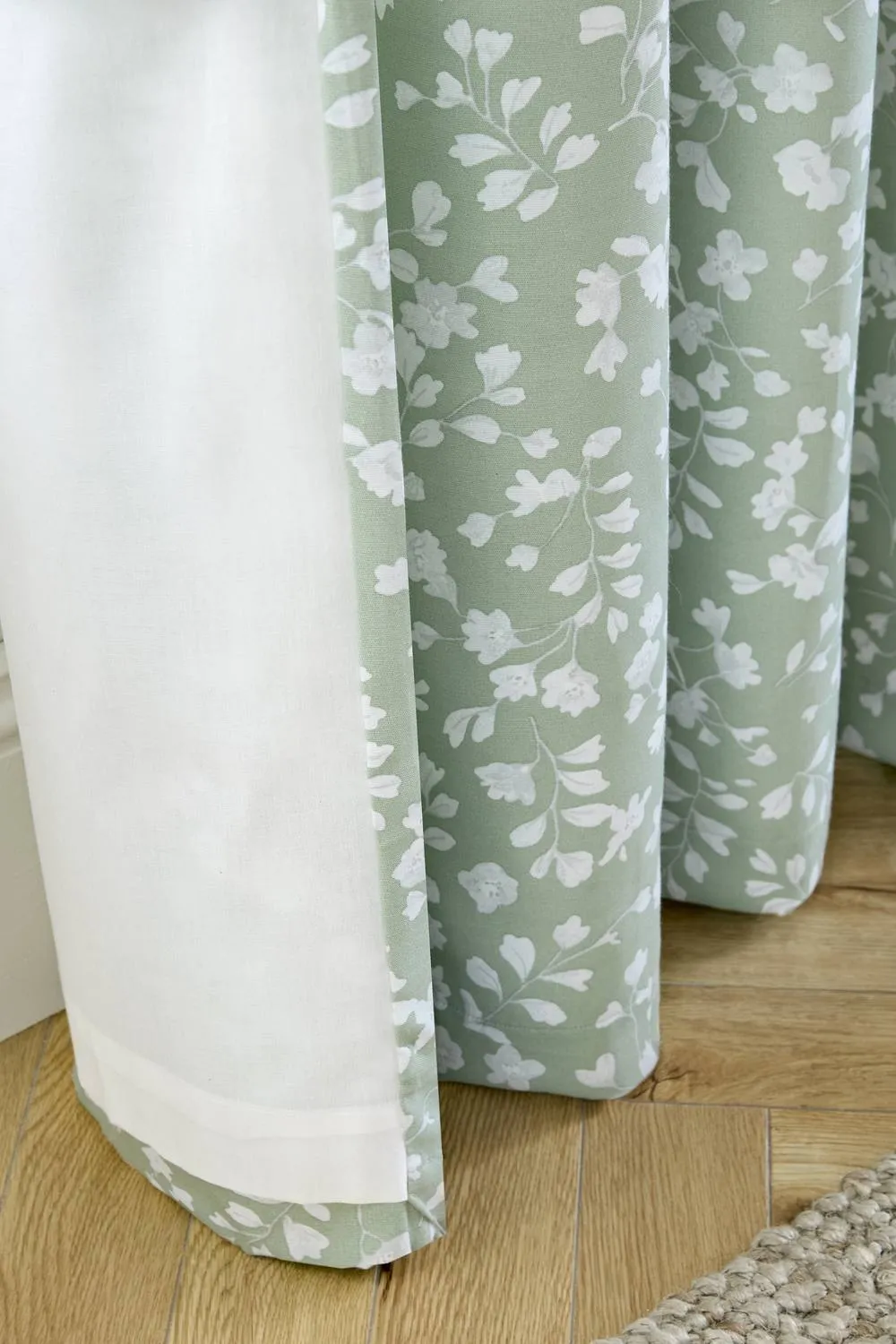Catherine Lansfield 'Arla Floral' Lined Eyelet Curtains in Green 4