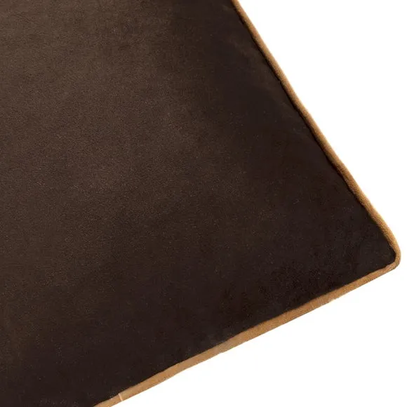 Furn. Square Cushion 4