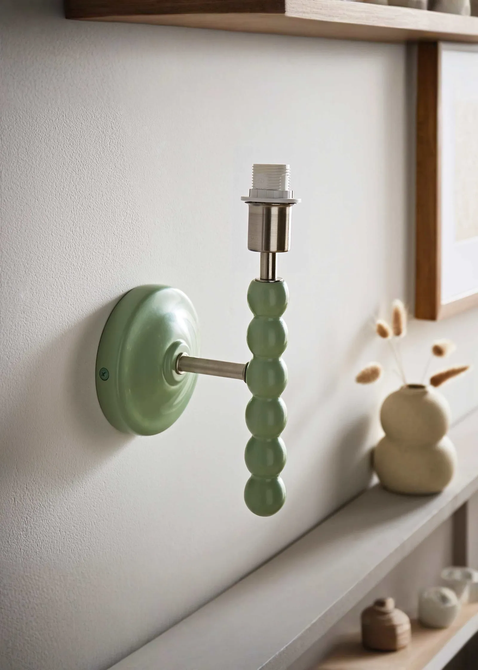 ValueLights Bobbins Pastel Bobble Style Wall Light Base in Pale Green 1