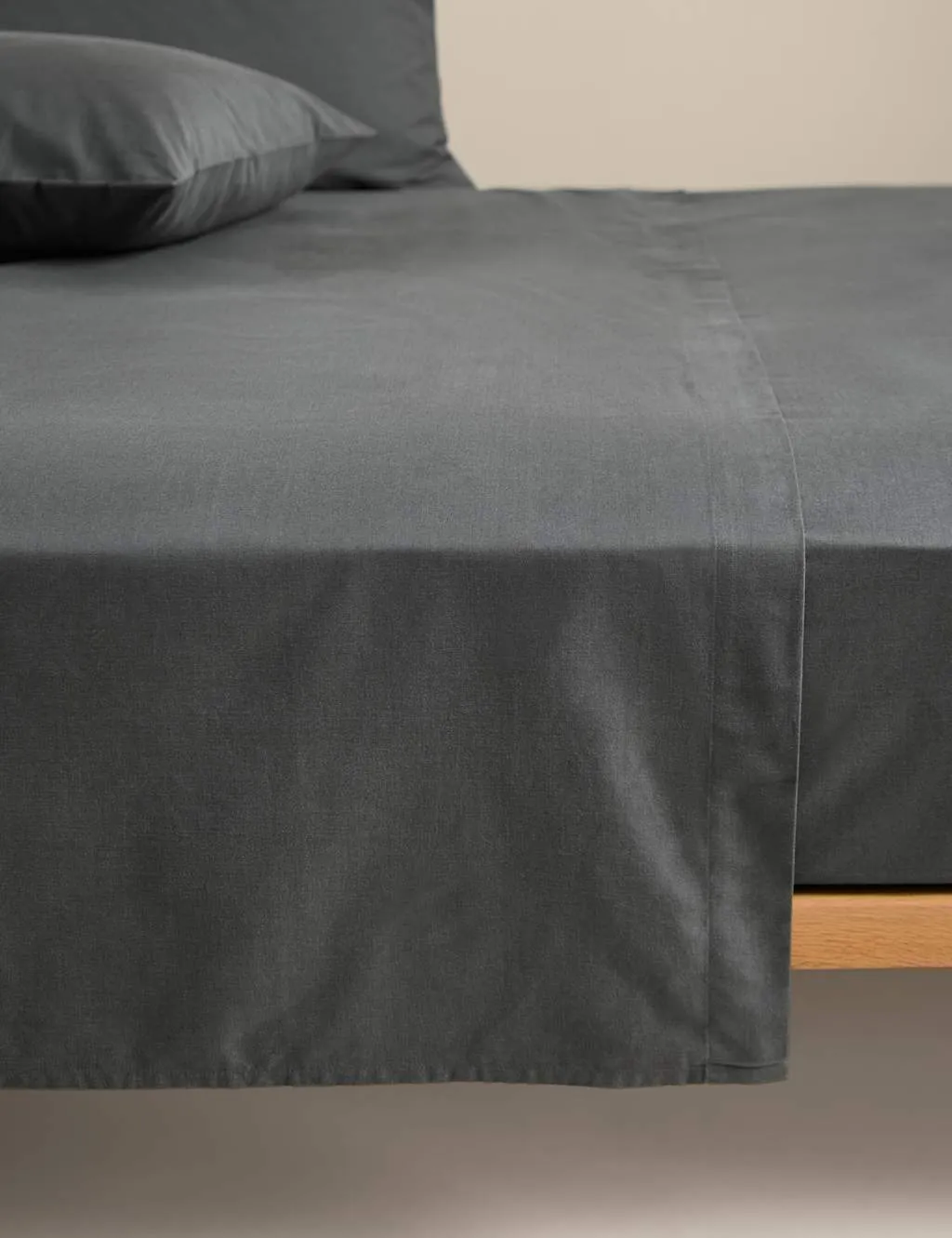 M&S Body Sensor™ Flat Sheet Charcoal