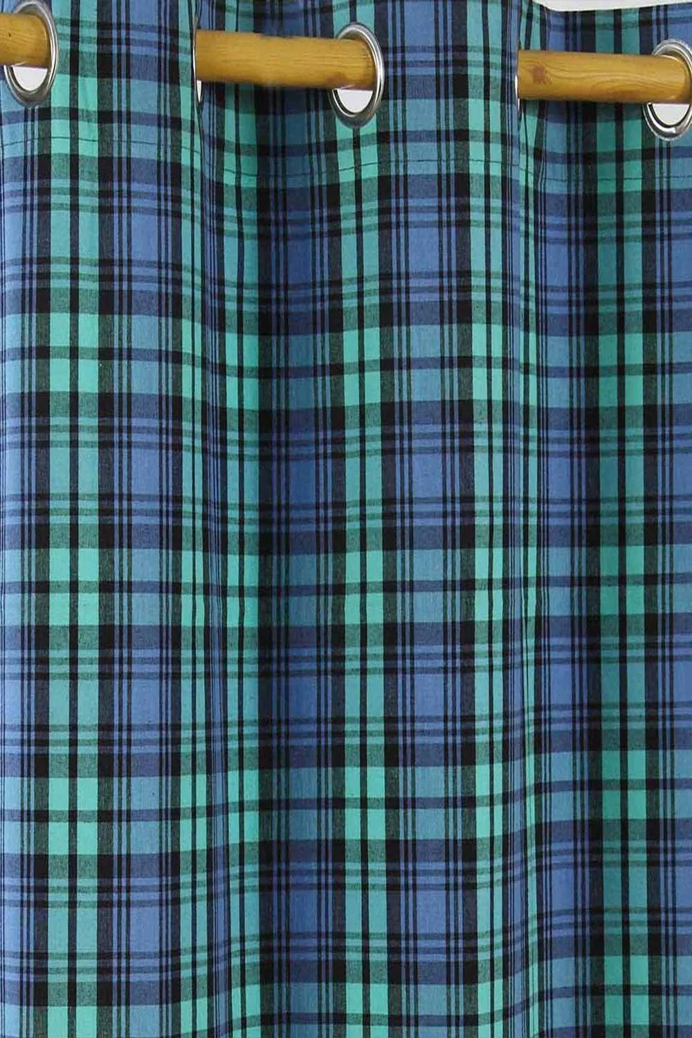 Homescapes Black Watch Tartan Ready Made Eyelet Curtain Pair in Green 3