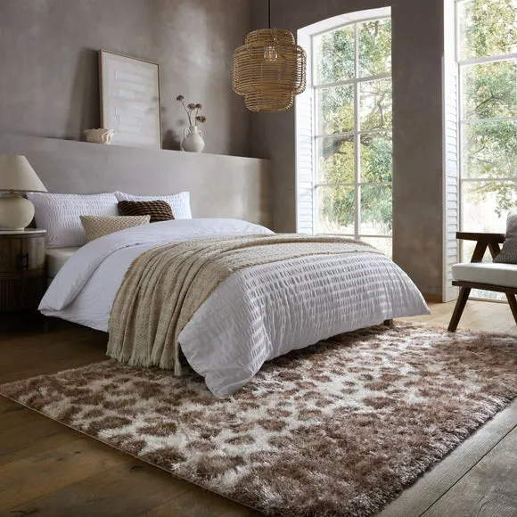Indulgence Leopard Luxe Shaggy rug