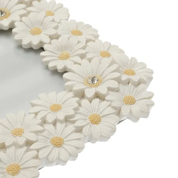 Impressions White Daisy Photo Frame 2