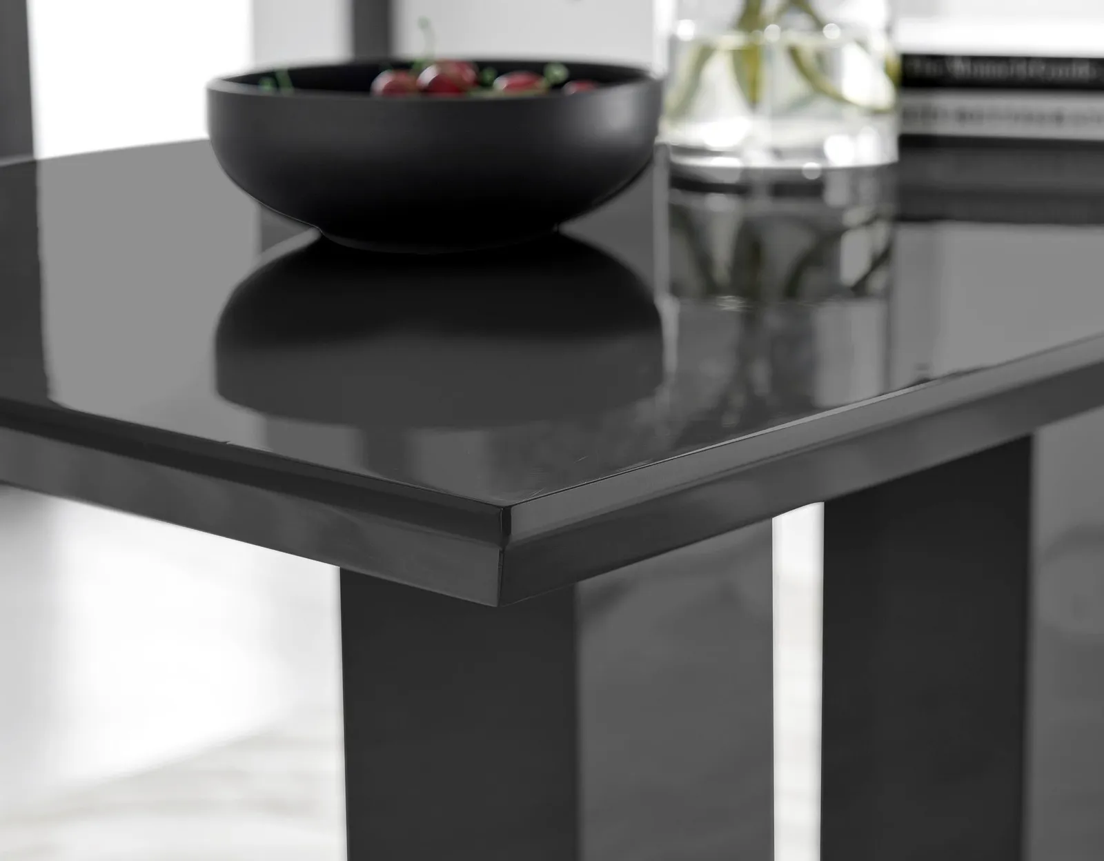 FurnitureboxUK Imperia 120cm 4-Seater Modern High Gloss Pillared Dining Table in Black 3