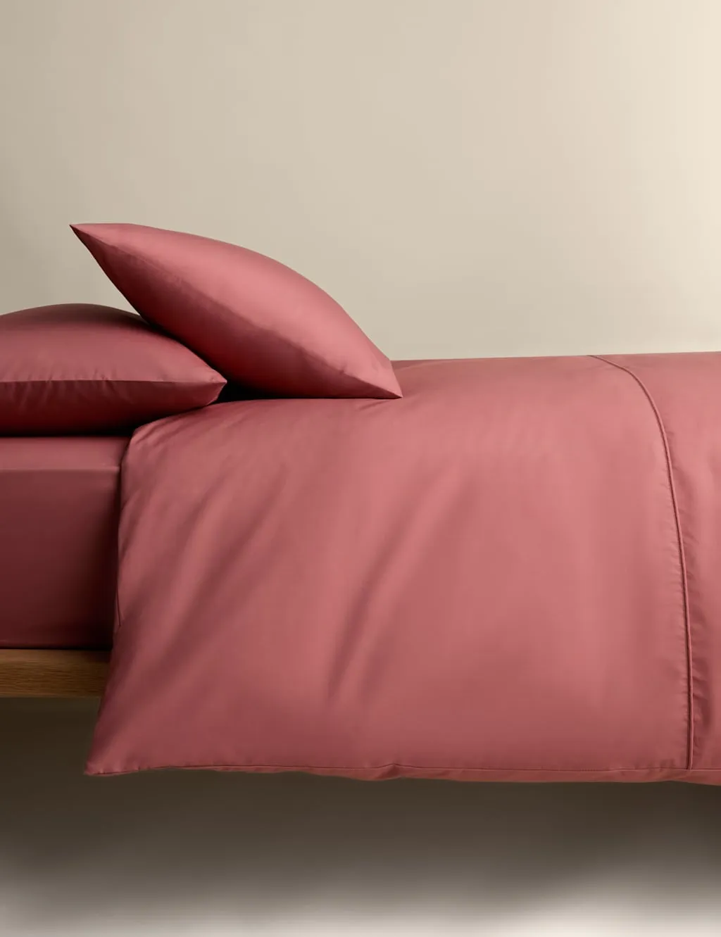 M&S Egyptian Cotton 230 Thread Count Crisp Bedding Set Clay