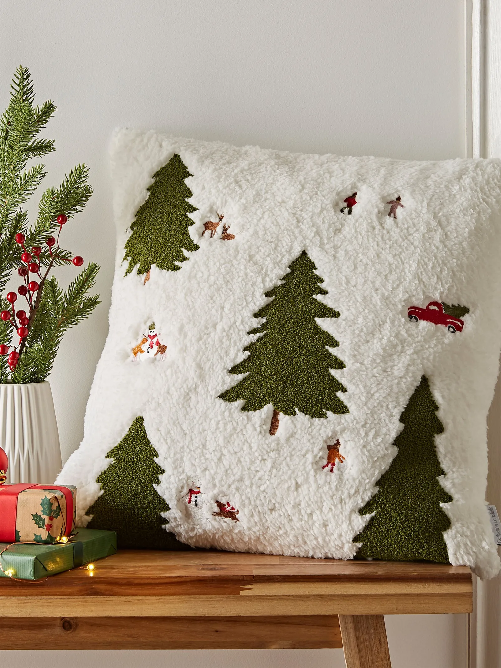 Catherine Lansfield 'Cosy Boucle Christmas Tree' Cushion