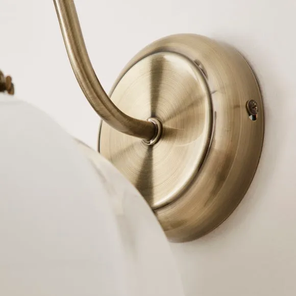 Hartfield Wall Light 4