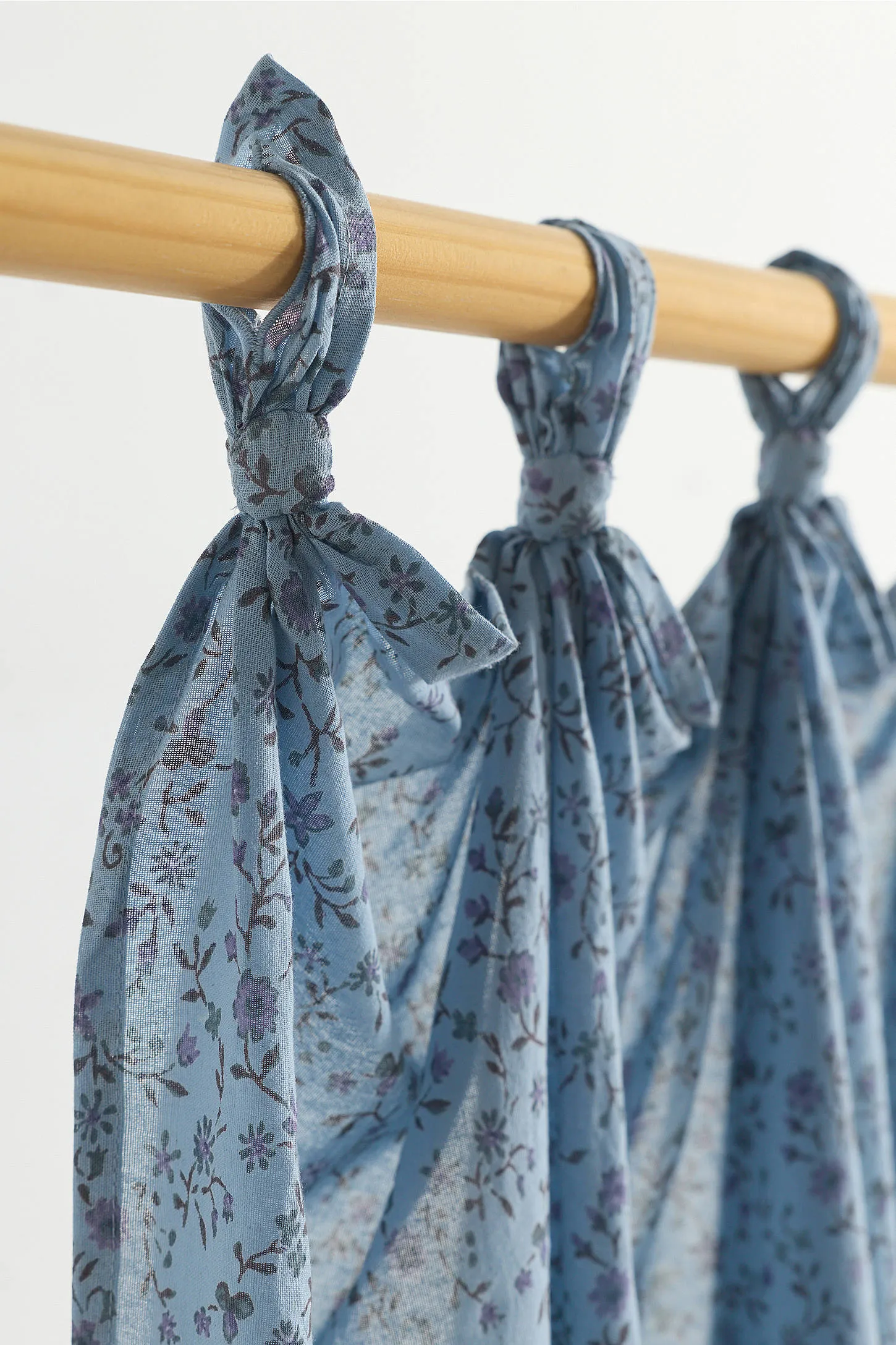 Clarissa Vine Cafe Curtains - Blue 4
