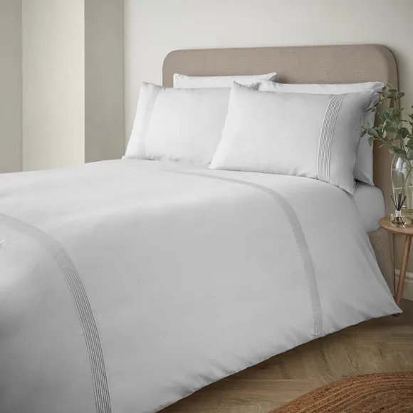 Catherine Lansfield Pintuck Easy Iron Polycotton Percale Duvet Cover & Pillowcase Set 1