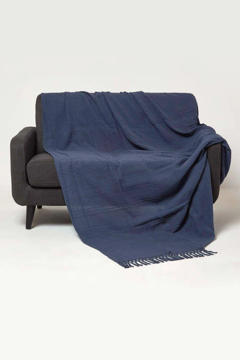 Homescapes Kashi Cotton Throw with Tassels in Navy