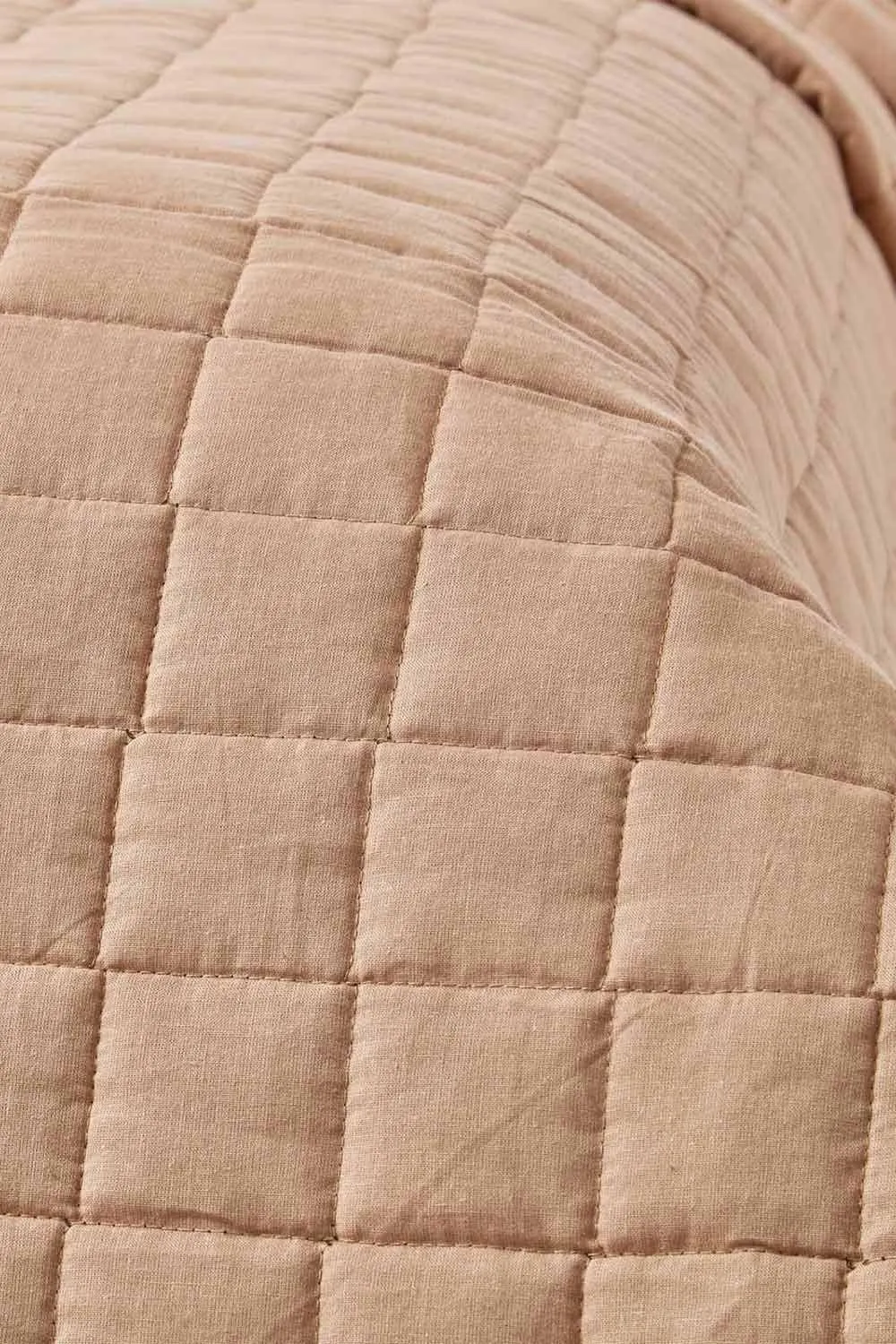 Homescapes Cotton Quilted Reversible Bedspread in Brown 5