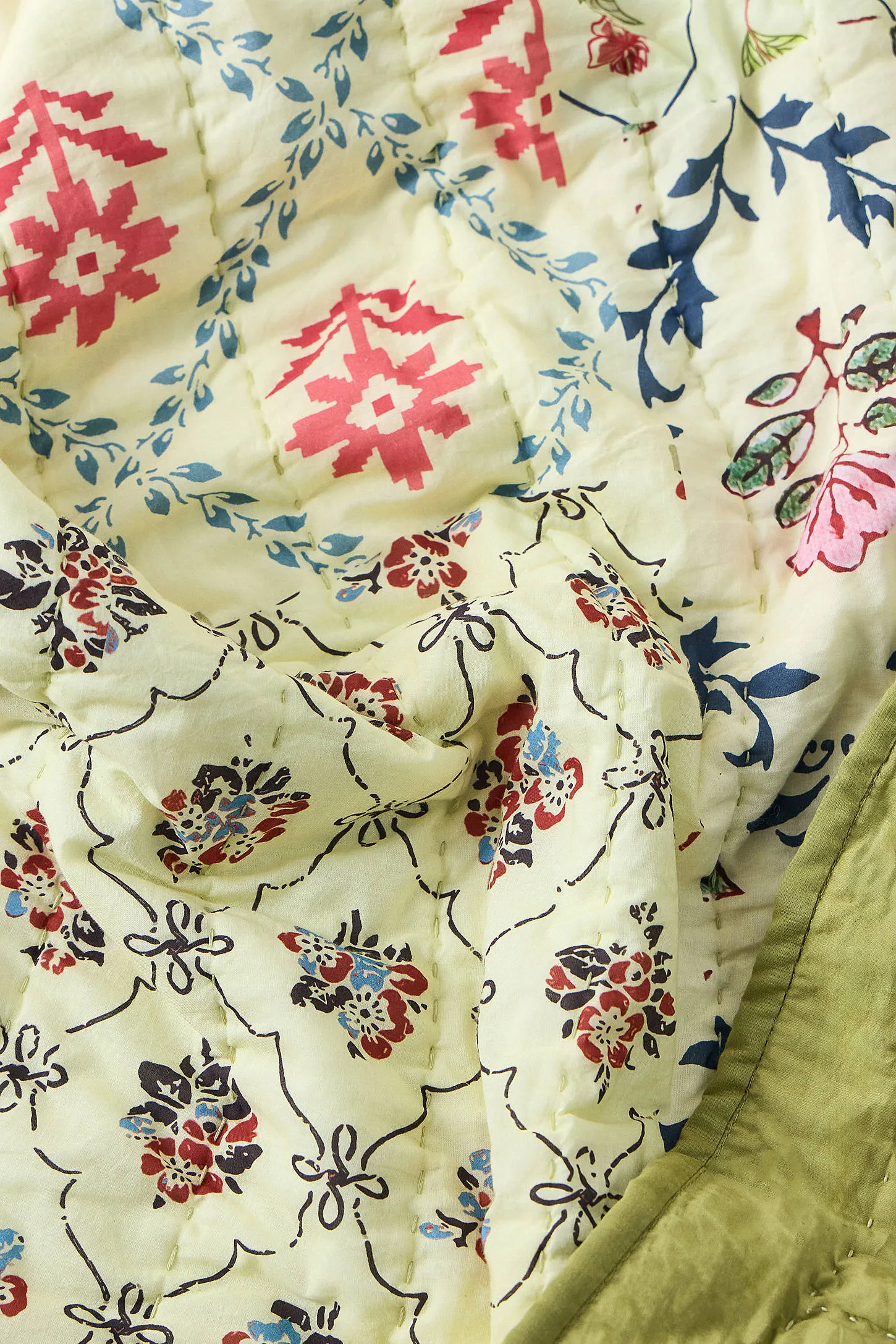 Green Floral Patch Quilted Throw - Green 2