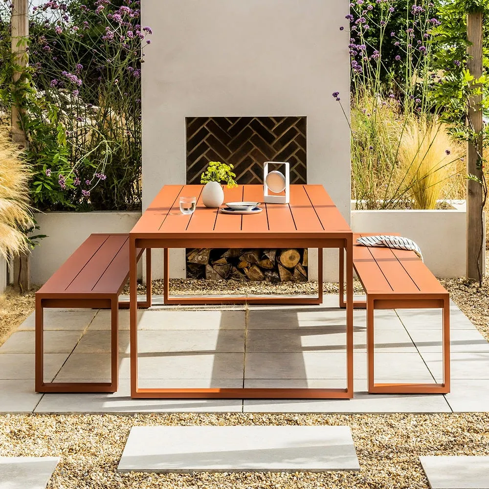 Case Eos Outdoor Communal Table Rust 4