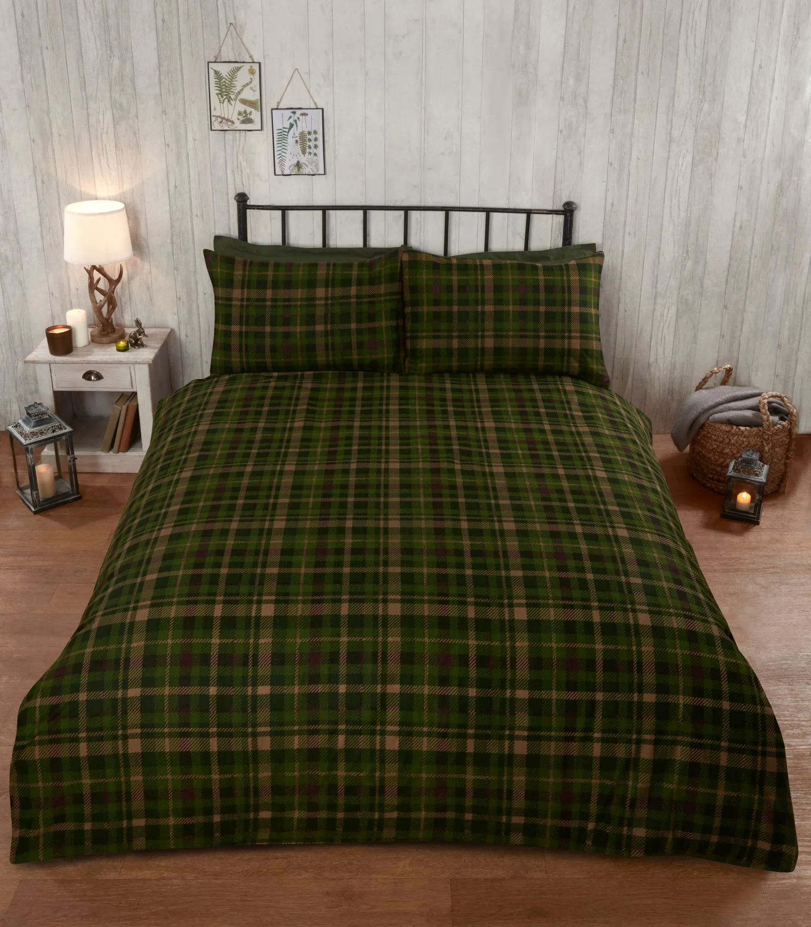 Rapport Home Angus Stag Brushed Cotton Bedding Set in Green 2
