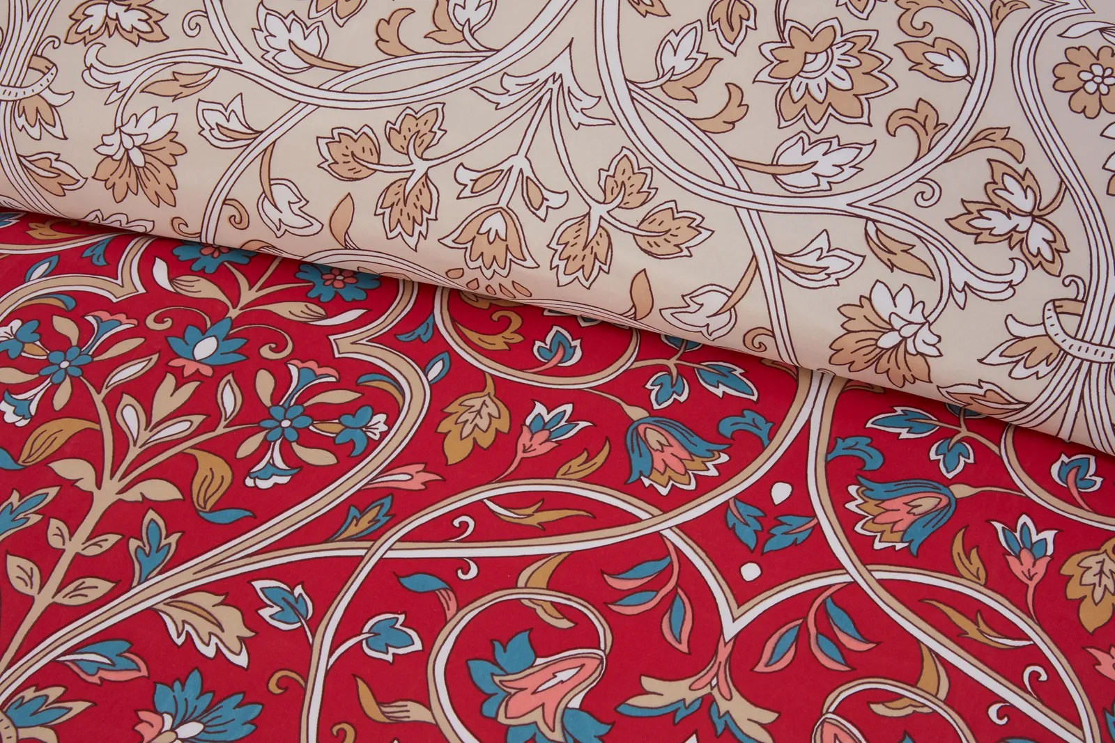Rapport Home Harrow Microfibre Floral Reversible Duvet Cover Set with Pillowcase in Red 2