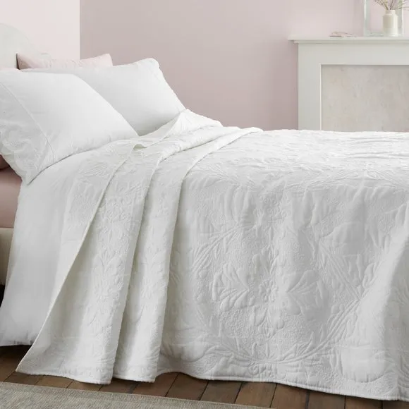Bianca Fine Linens Marianne Bedspread