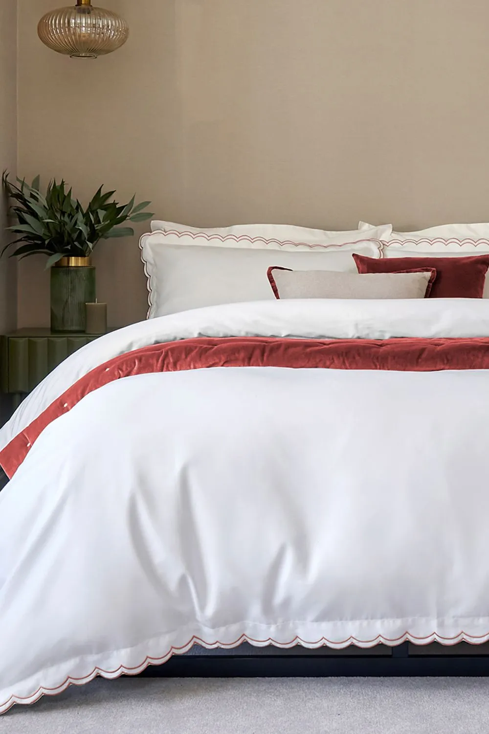 CHRISTY Scallop Edge Cotton Sateen Duvet Sets in Red 1