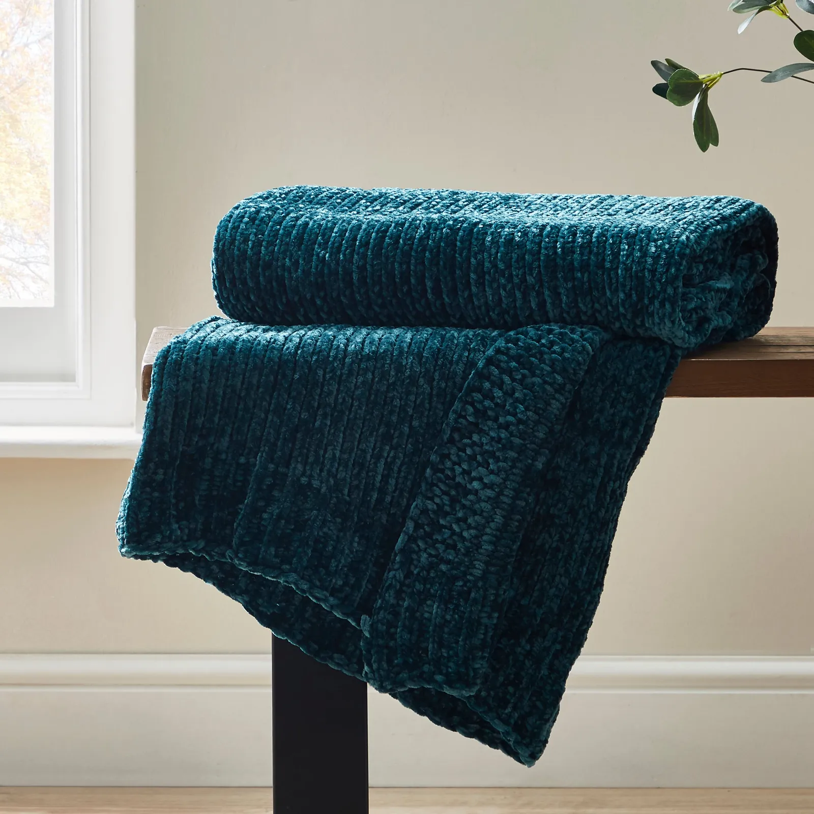 Crystal Chenille Throw Green