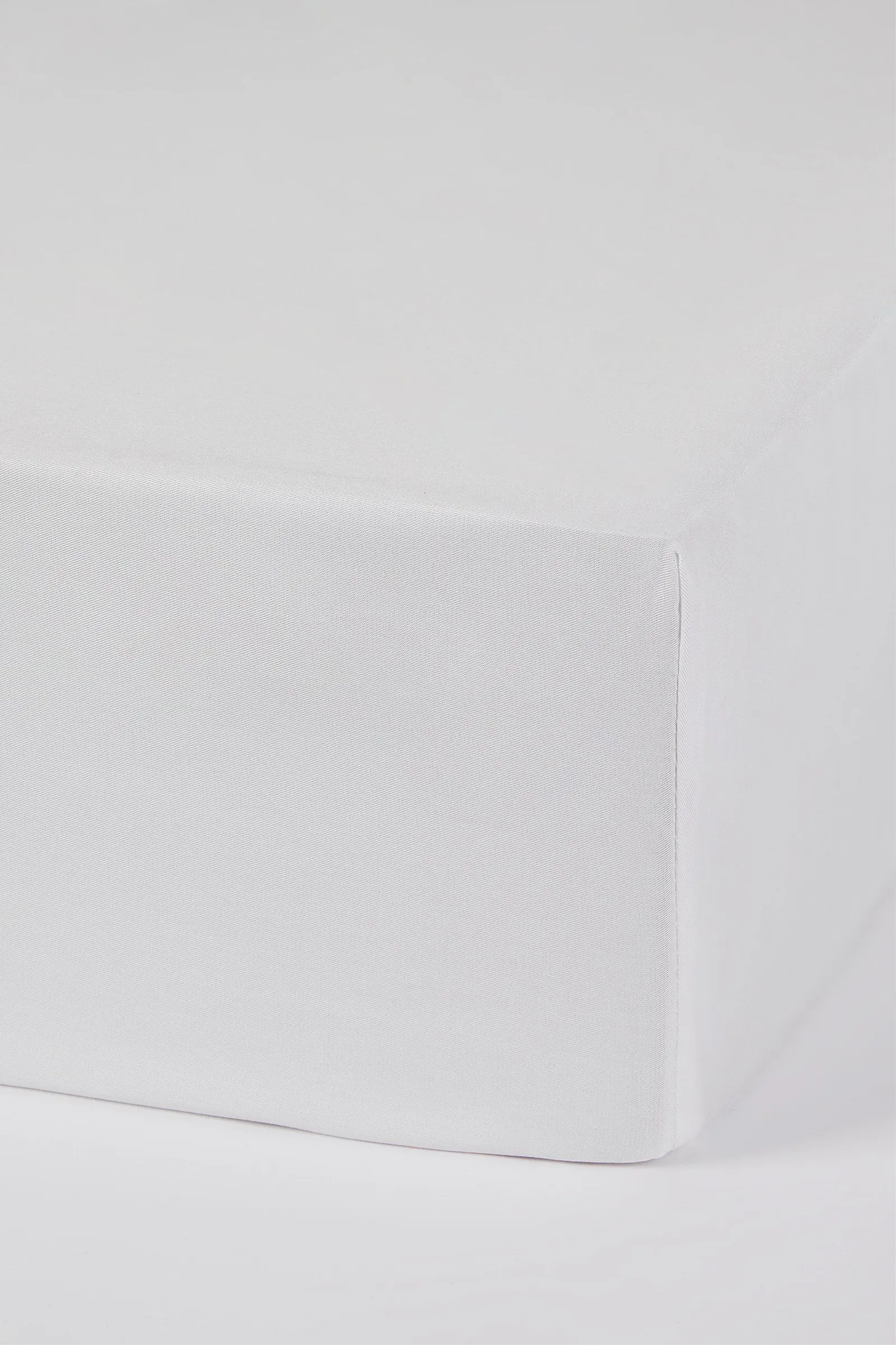 Bamboo Double Fitted Sheet