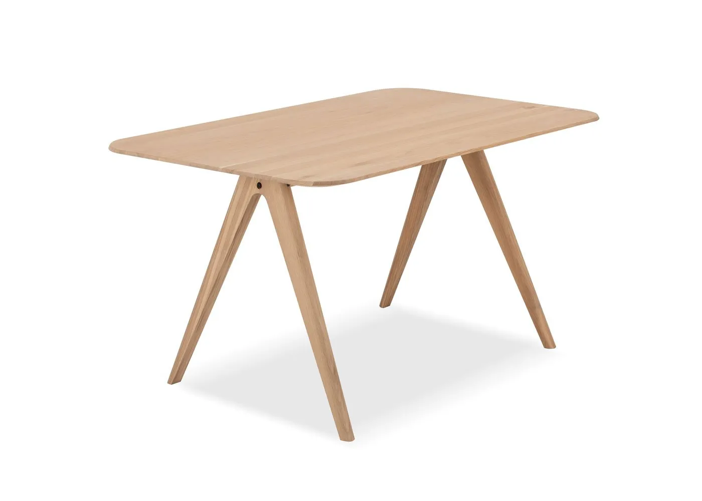 Gazzda Ava Dining Table Oak 140cm