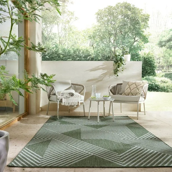 Chevron Indoor Outdoor Geometric Rug 1